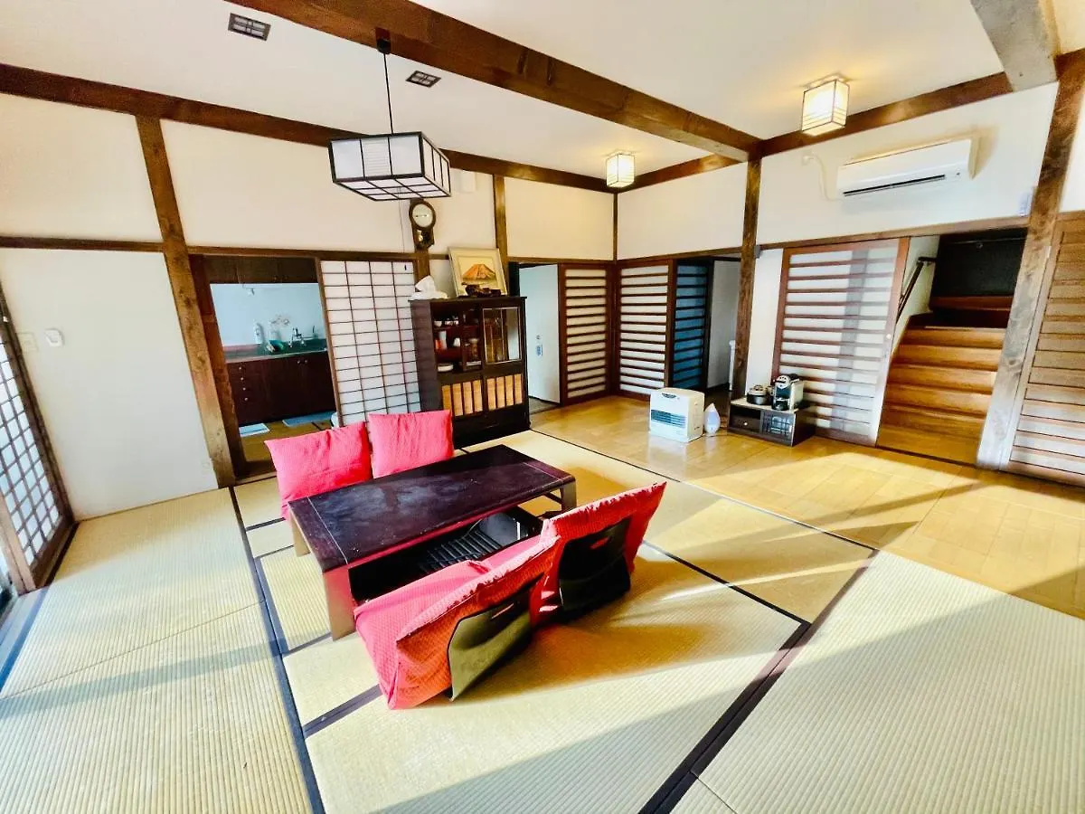 まるごと貸切 にごり湯天然温泉かけ流し 箱根満来山荘 Hakone Natural Milky Onsen 2300Sqm Garden & Villa Man Rai 0*,  Giappone