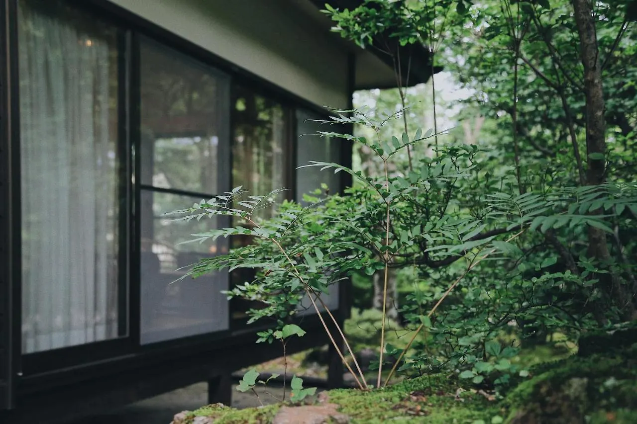 まるごと貸切 にごり湯天然温泉かけ流し 箱根満来山荘 Hakone Natural Milky Onsen 2300Sqm Garden & Villa Man Rai