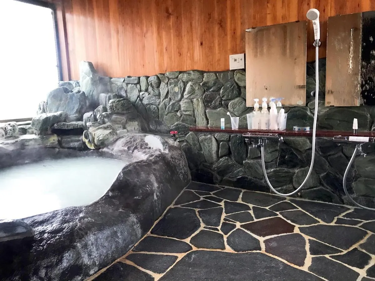 まるごと貸切 にごり湯天然温泉かけ流し 箱根満来山荘 Hakone Natural Milky Onsen 2300Sqm Garden & Villa Man Rai